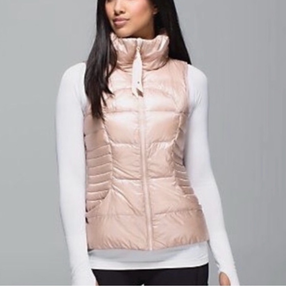 2013 Lululemon Fluffin’ Awesome Vest Rose Gold Size 6 Ultra Rare Goose Down Vest